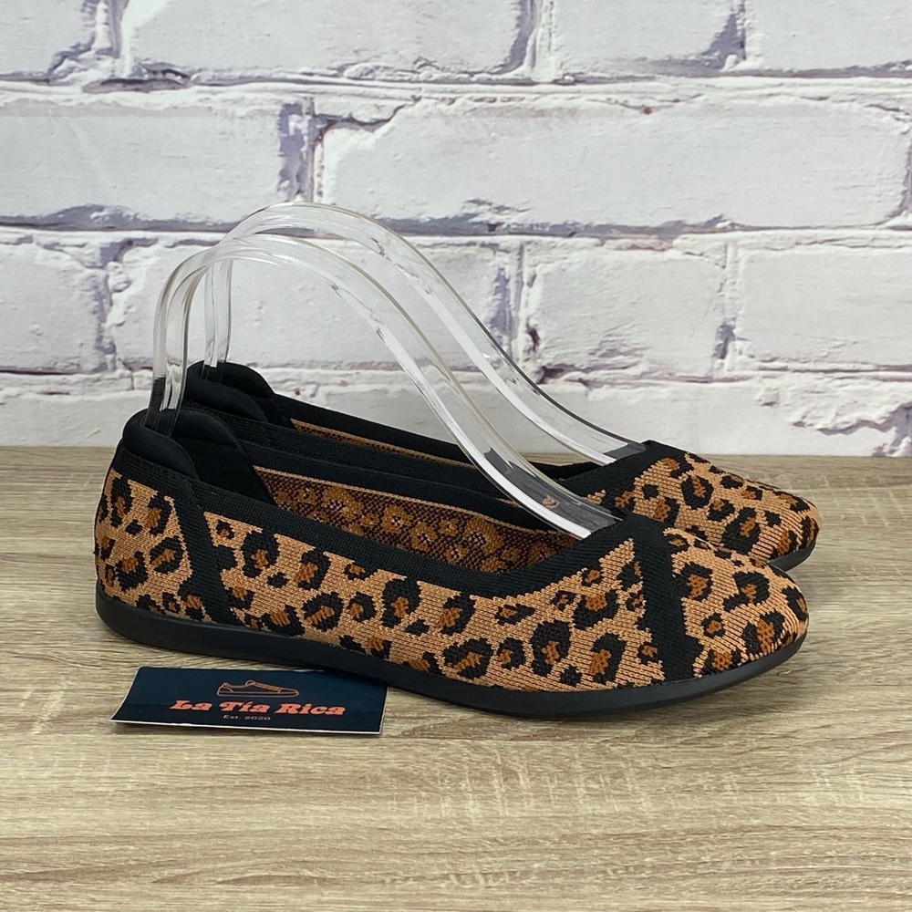 Clarks Cloudsteppers Carly Wish Dark Tan Leopard Knit Flats